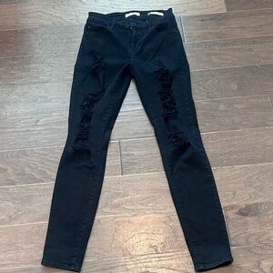 Guess Sexy Curve Distressed Skinny Black Jeans. 27